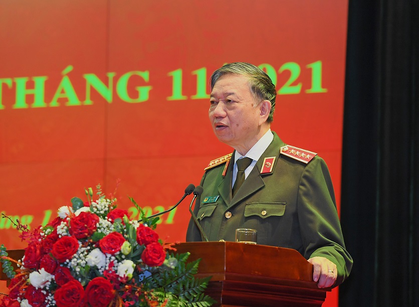Bộ Công an giao ban định kỳ đánh giá tình hình, kết quả công tác công an tháng 11/2021